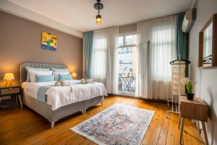 3BR flat w/spectacular views near GalataTOWER gallery image 5