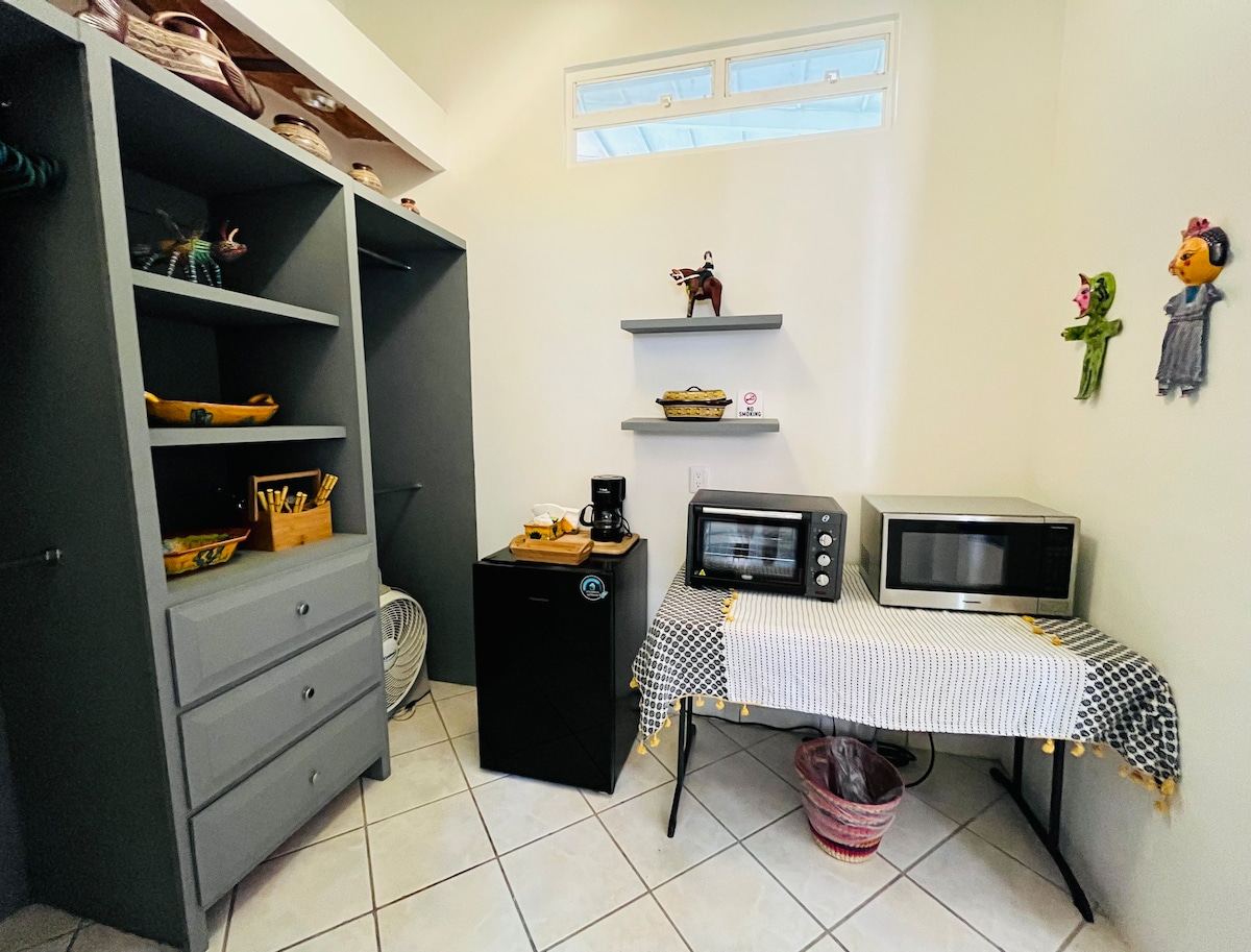 Airbnb con mejor rendimiento: Bright and quiet private Casita w/ AC and heat en Ajijic