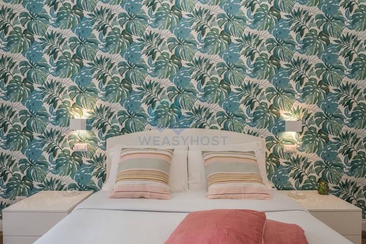 New Prati Luxury Apartment gallery image 2