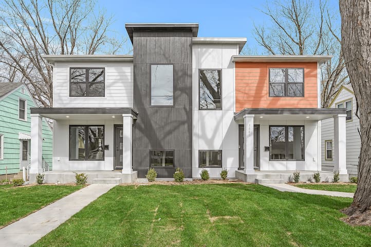 The Standish Sensation!