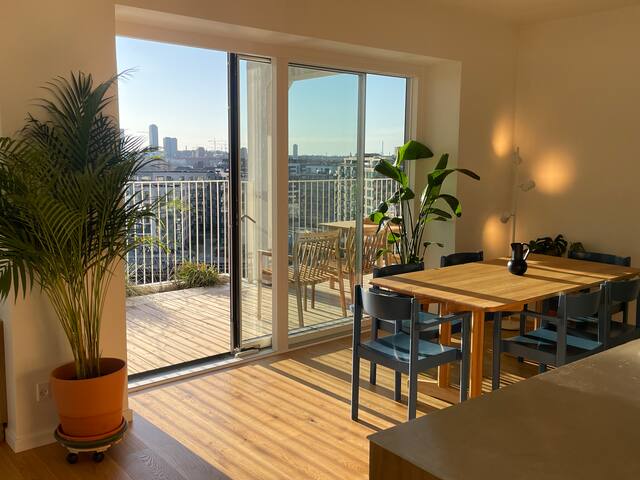 Luksuslejlighed Islands Brygge direkte til vandet gallery image 2