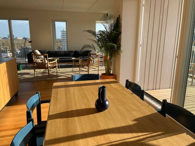 Luksuslejlighed Islands Brygge direkte til vandet gallery image 3