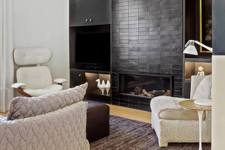 South End Stunner/walk to Head of the Charles gallery image 5