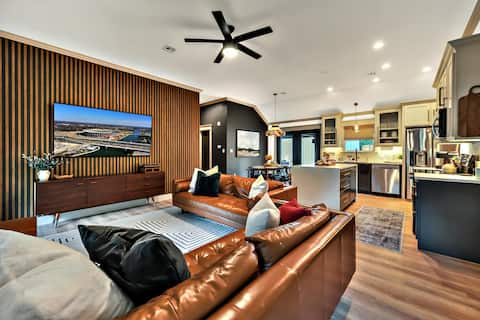 Top Airbnb: Lonetree Ranch Outdoor Oasis, Hot Tub, BU/Magnolia in Waco
