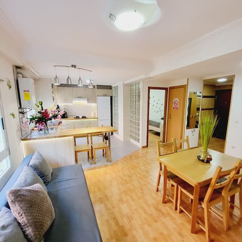 Popular Airbnb listing: Painter 31, Apart 5 in L'olivereta
