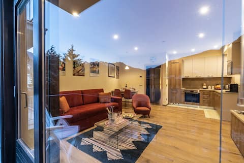 Chiavenna - La Casa sul Fiume