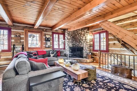 Chalet Lewis-Bowles Cabin