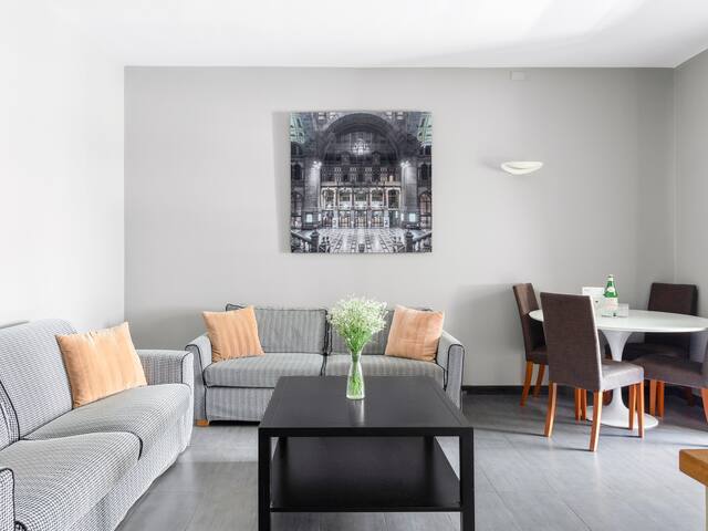 Numa | Large 2 Bedroom Apartment in Central Rome gallery image 3