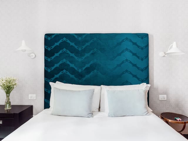 Numa | Large 2 Bedroom Apartment in Central Rome