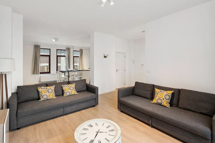 Homenhancement managed Airbnb listing 2
