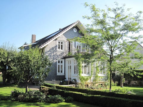 110 sqm apartment with balcony on Weser/Glacis/City