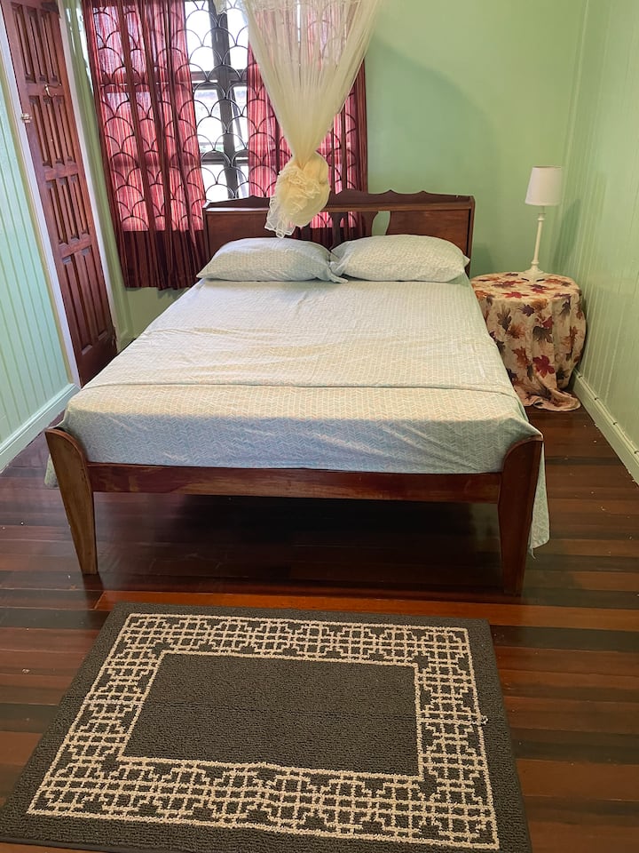 Chumba cha kulala cha ghorofa ya pili