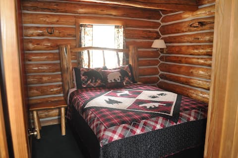 Dunoir Cabin on Union Pass