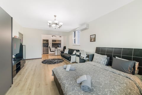 Sunny Sofia Studio 1
