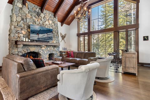 Vail Luxury Mtn Home-Ski in/out -Sleeps up to 16