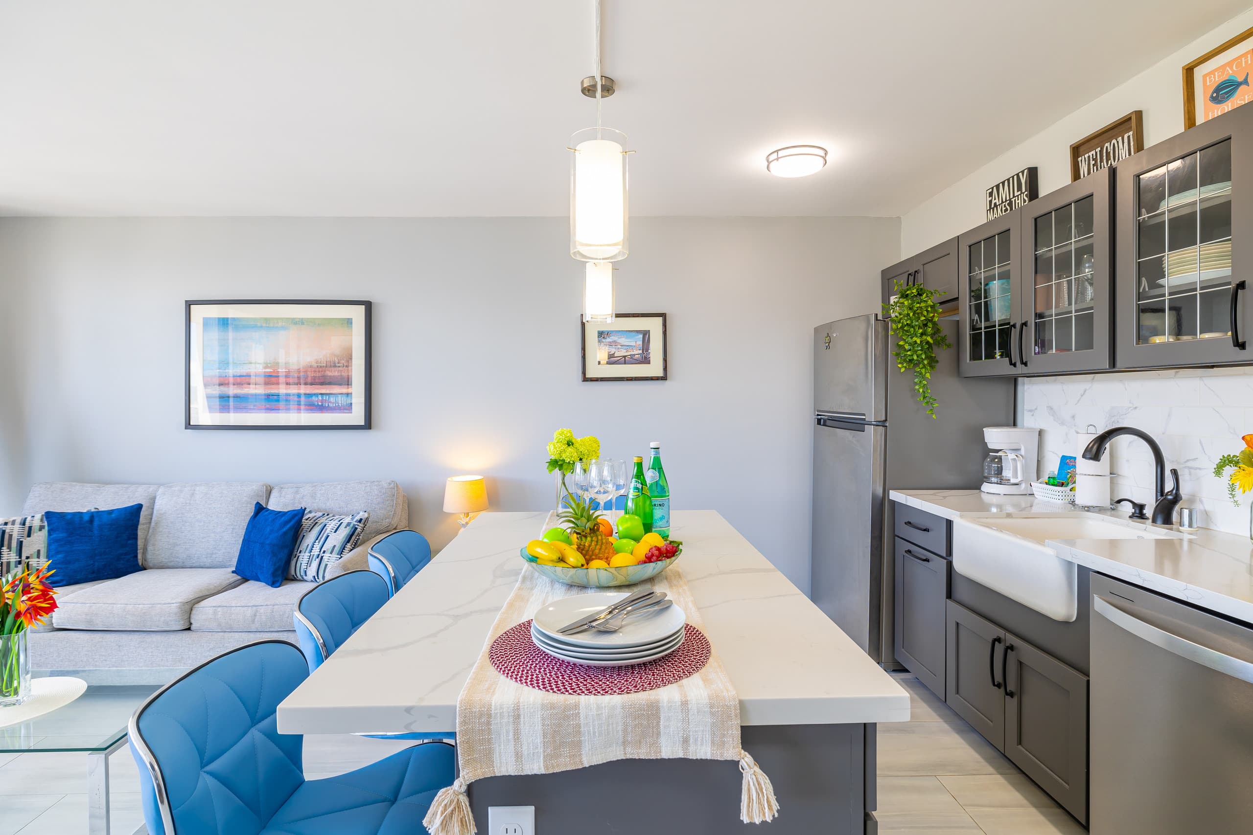 Condo in Honolulu · ★4.88 · 1 bedroom · 3 beds · 1 private bath - Image 12
