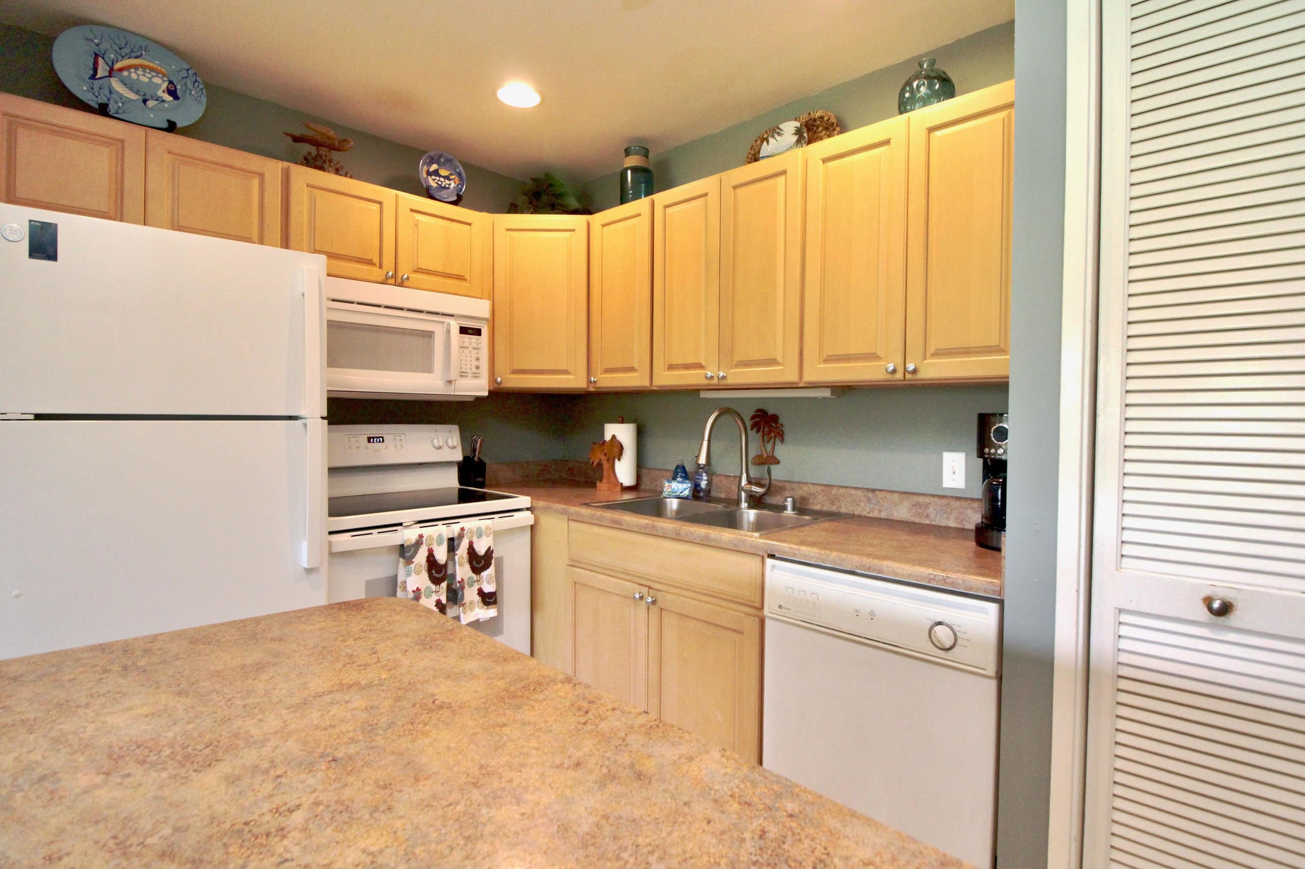 Happy Hawaiian Home - Image 11