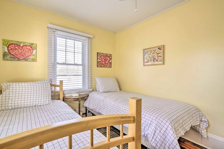 3e chambre au 2e étage avec deux lits jumeaux