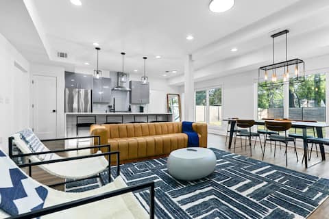 Successful Airbnb property: Modern Lux | 3 Bed, 3 Bath, Large Yard, In-Town in Grove Park