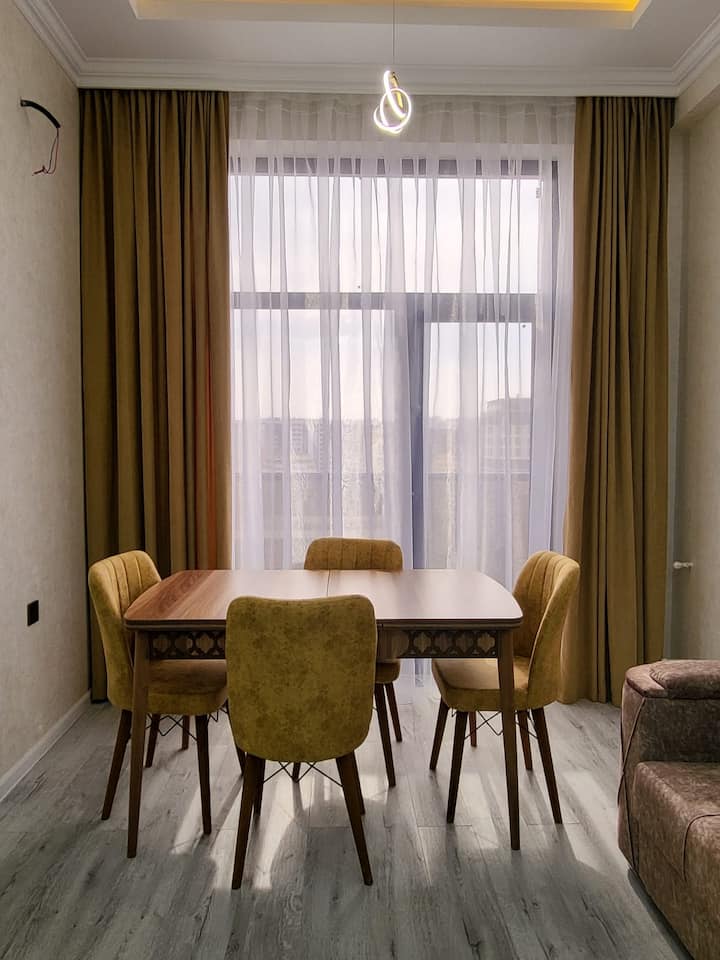 2-room Cozy Apt, At 28 May Metro - 巴庫