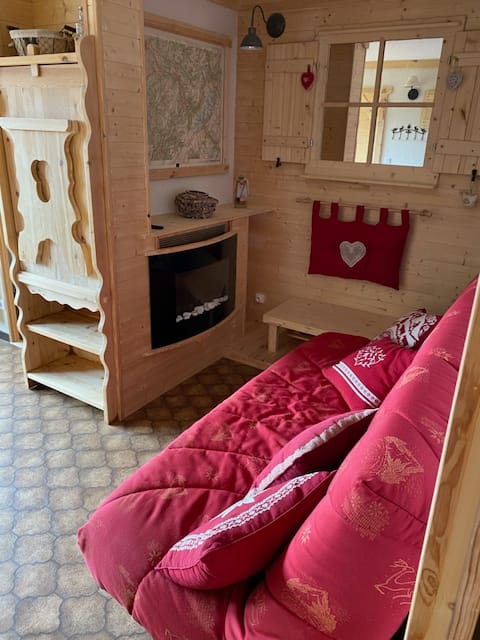 Top Airbnb: Cozy apartment on the slopes à Samoëns