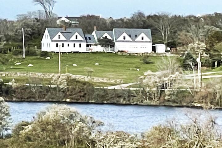 Island Adventure gallery image 2