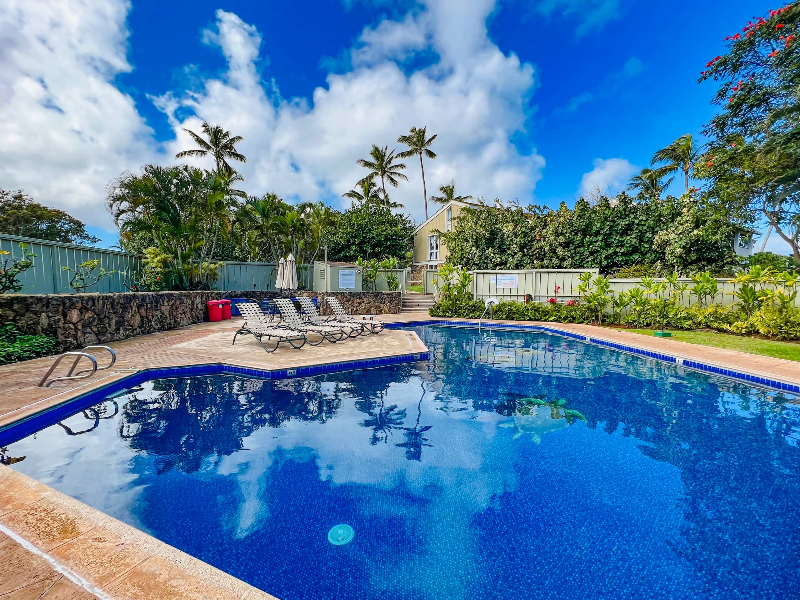 Condo in Kahuku · ★4.98 · 2 bedrooms · 3 beds · 2 private baths - Image 7