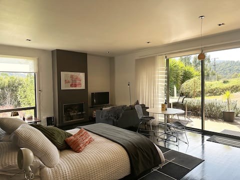 Blackwood studio, a leafy haven