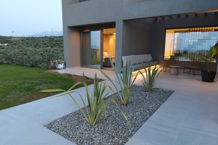 Iskios Premium, Luxury Villas gallery image 3