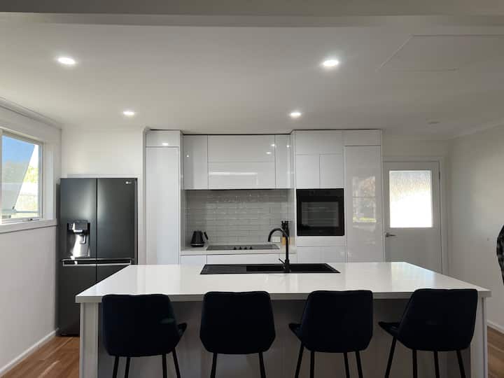 Cosy Eildon Getaway