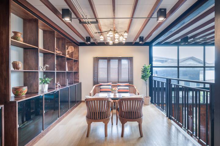 Charming 3-bedroom loft house near BTS Onnut gallery image 4