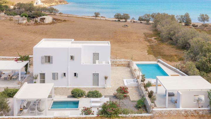 Molos Beachfront Villa - Naxos, Greece