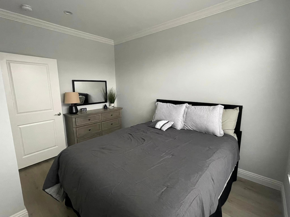 ห้องนอน #2 - เตียงควีนไซส์