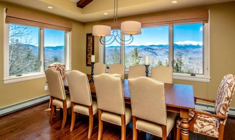 Stunning Mountain Views w/ Hot Tub & Pool Table