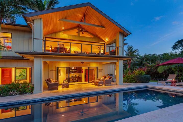 Hale Mikana – Beautiful home w/ Ocean Views & Pool gallery image 3