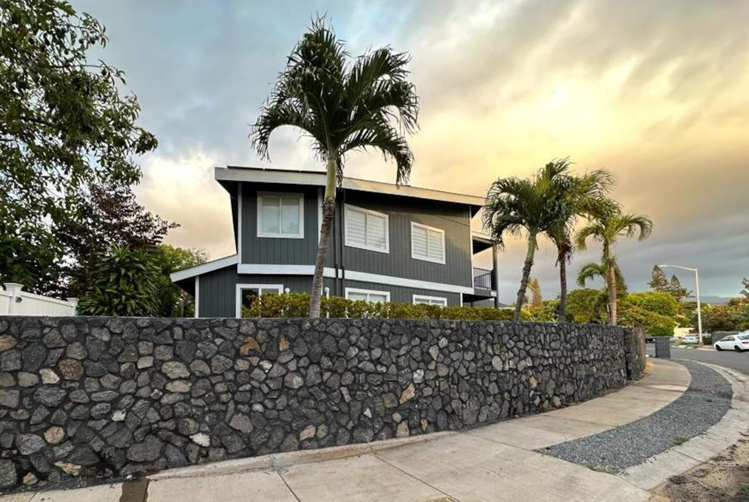 Home in Kihei · ★5.0 · 4 bedrooms · 4 beds · 2 shared baths - Image 29