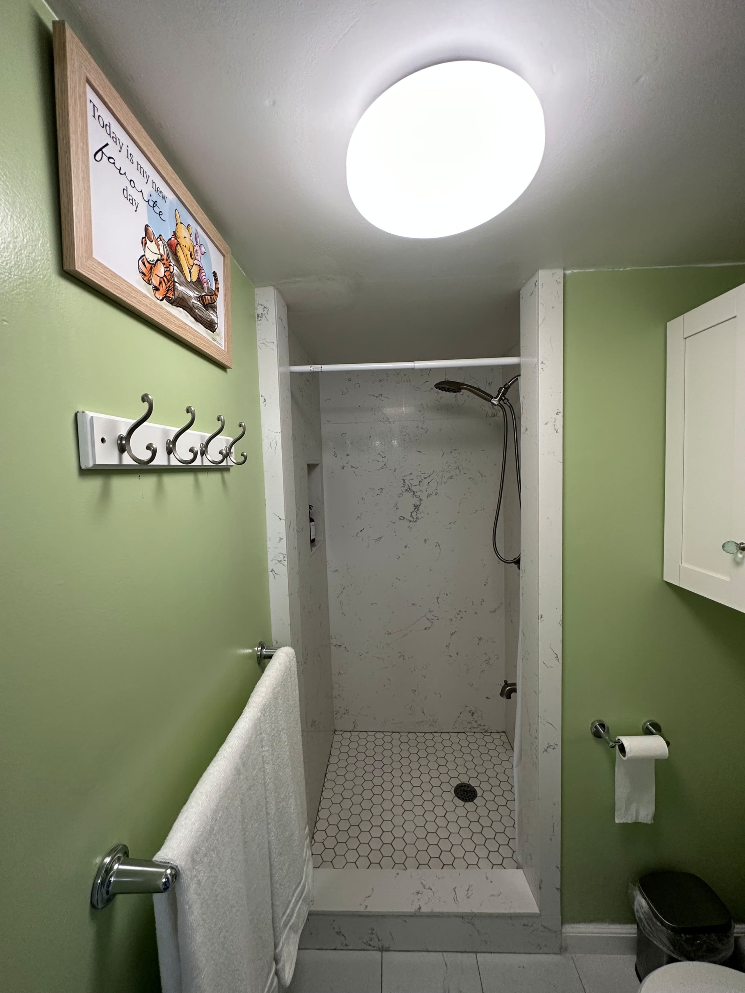 Studio by Waikiki Marketplace 11F - Image 3