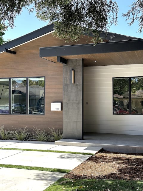 Upscale Modern House Near Mountain View Downtown