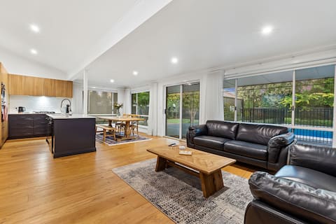 Popular Airbnb listing: Ambience on Crampton in Wagga Wagga