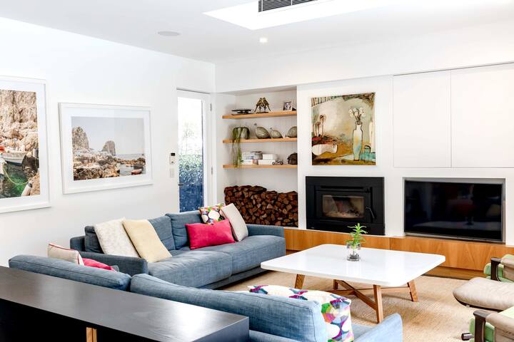 Stunning Family Home in Artarmon (North Sydney) gallery image 4