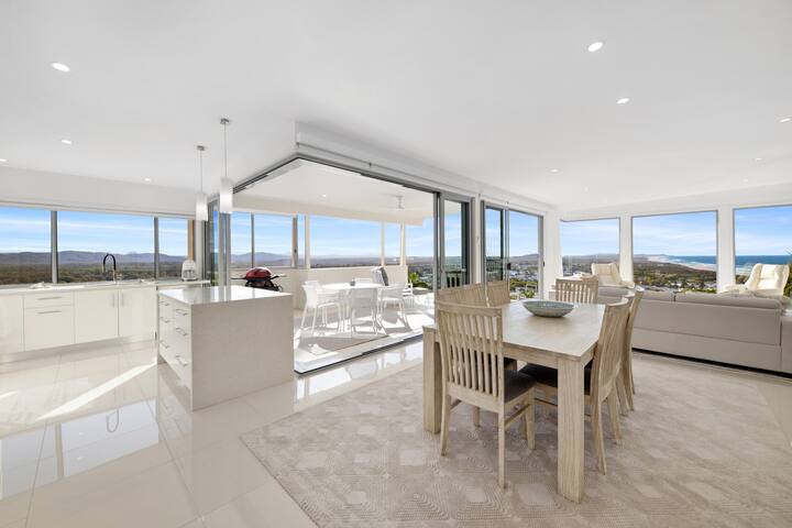 Beached @ Coolum gallery image 4