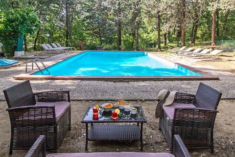 Villa a Cetona - private pool and hot tub