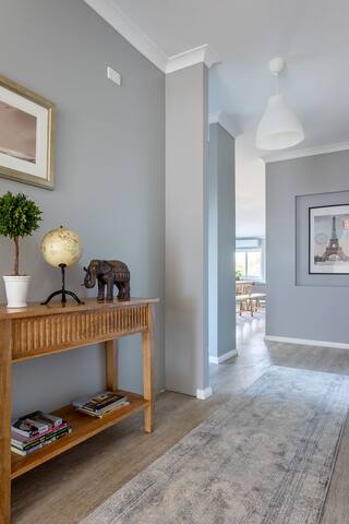 Belvoir I Private Properties gallery image 2