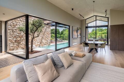 CasaNova - design villa in Bale