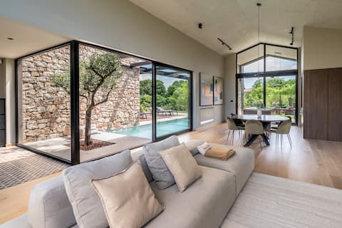 Successful Airbnb property: CasaNova - design villa in Bale in Gajana