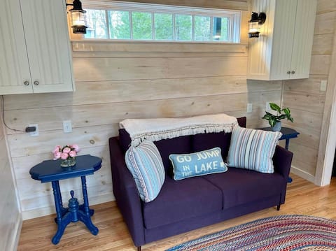 Popular Airbnb listing: Megunticook Retreat in Camden