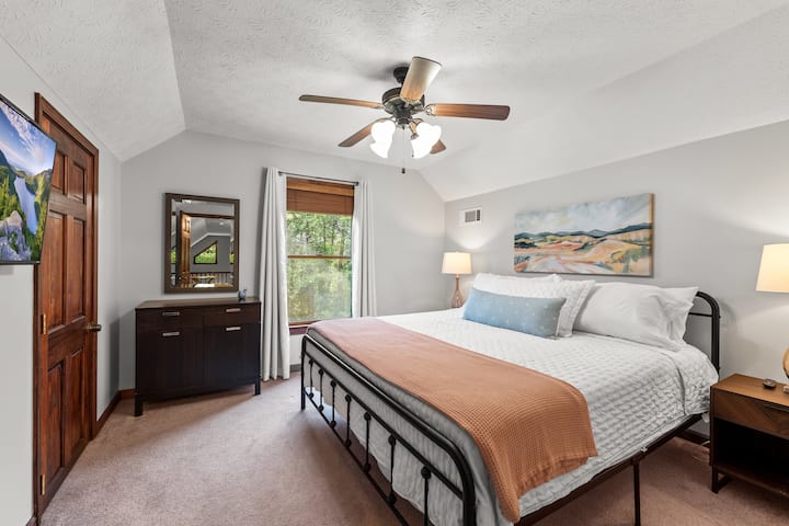 A second king bed with 14 inch mattress awaits you in the upstairs bedroom