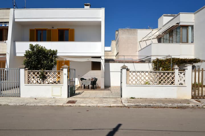 Ll83 Casa Vacanze Yoko 5 Posti - Torre dell'Orso