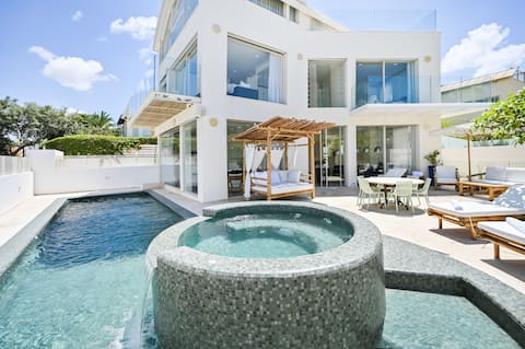 Bali House in Herzliya