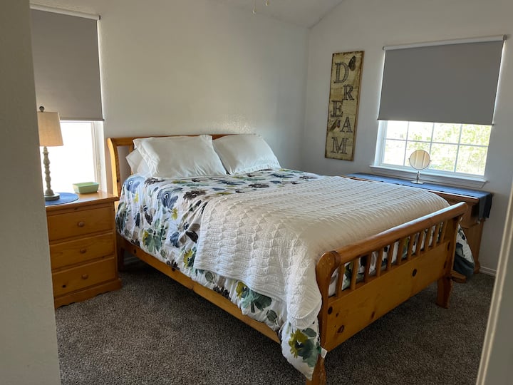 საძინებელი 4